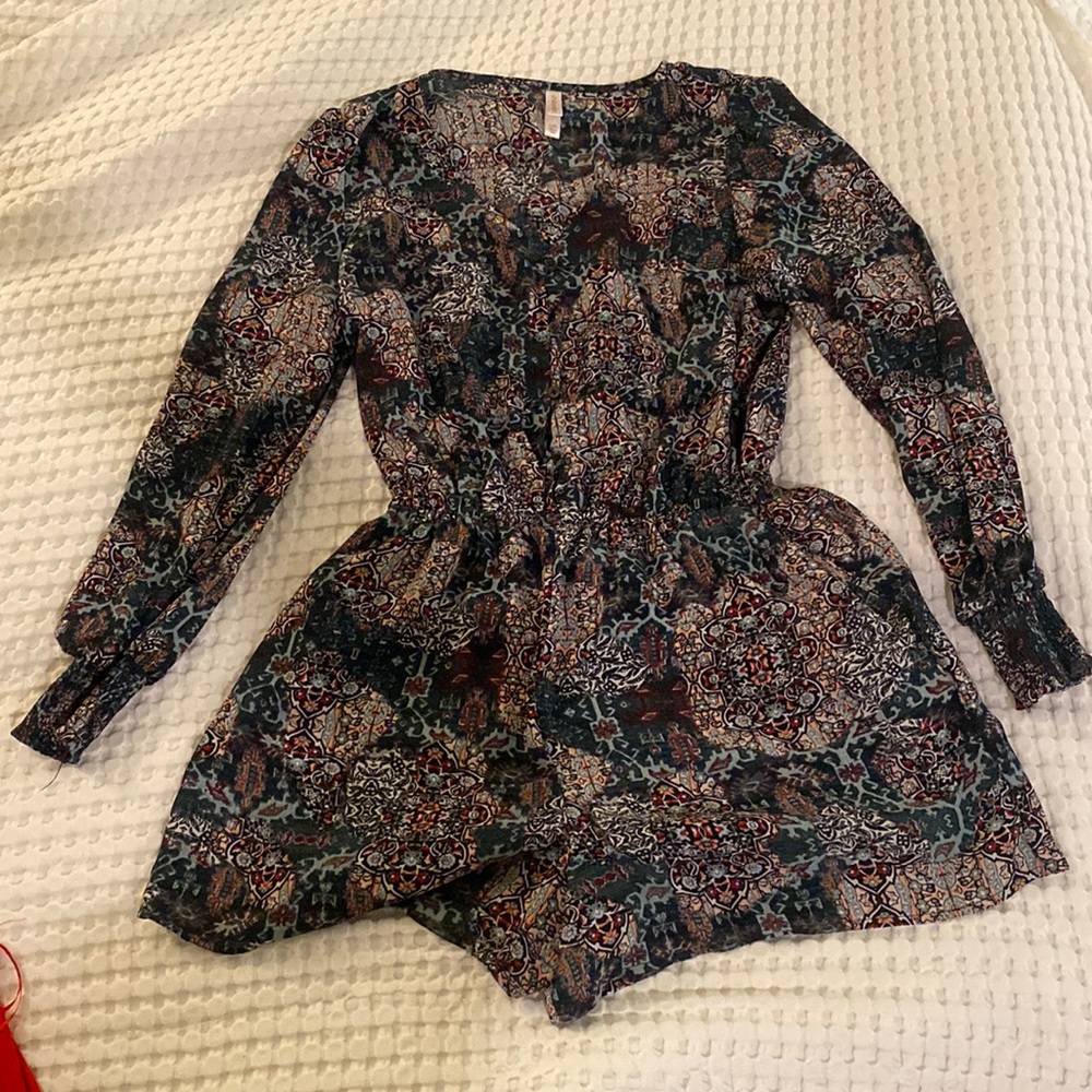 Long sleeve romper